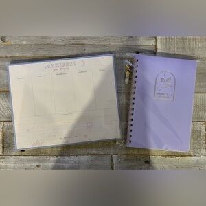 MANIFEST YOUR DAY‎ & A woman with a vision Bundle